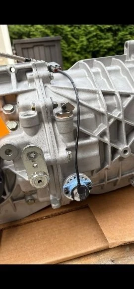 Parts & Memorabilia Gearboxes - Image 10 of 25