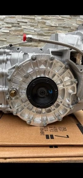 Parts & Memorabilia Gearboxes - Image 6 of 25