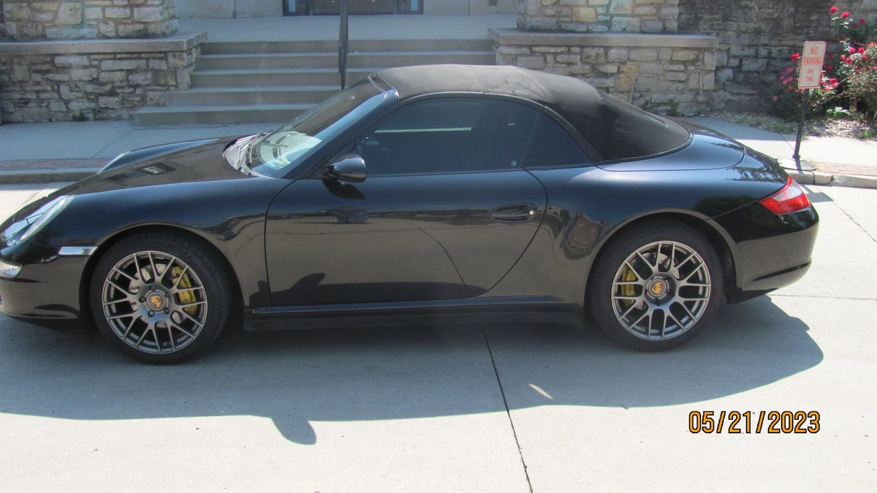 2007 Porsche 997 Carrera 4 - Image 2 of 9