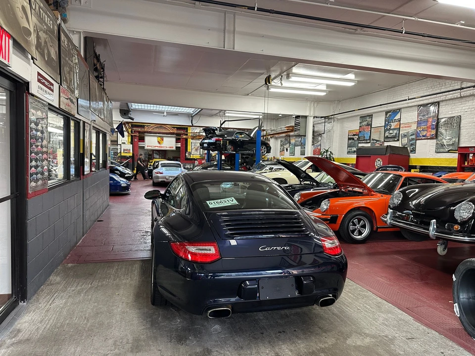 2009 Porsche 997 Carrera - Image 9 of 11