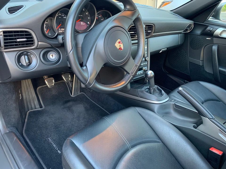 2012 Porsche 997 Carrera - Image 30 of 31