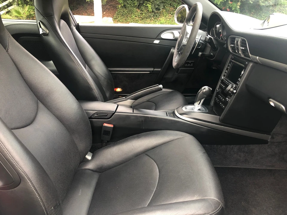 2009 Porsche 997 Carrera 4S - Image 9 of 18