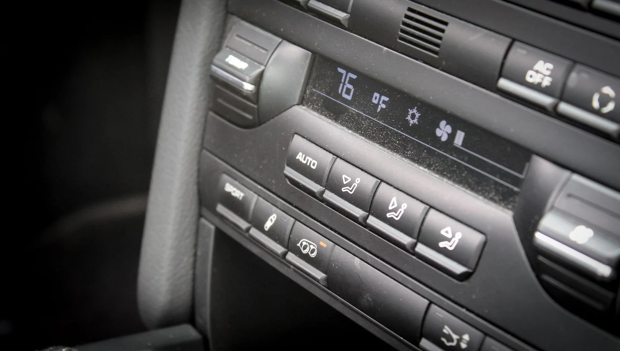 2012 Porsche 997 Carrera S - Image 21 of 24