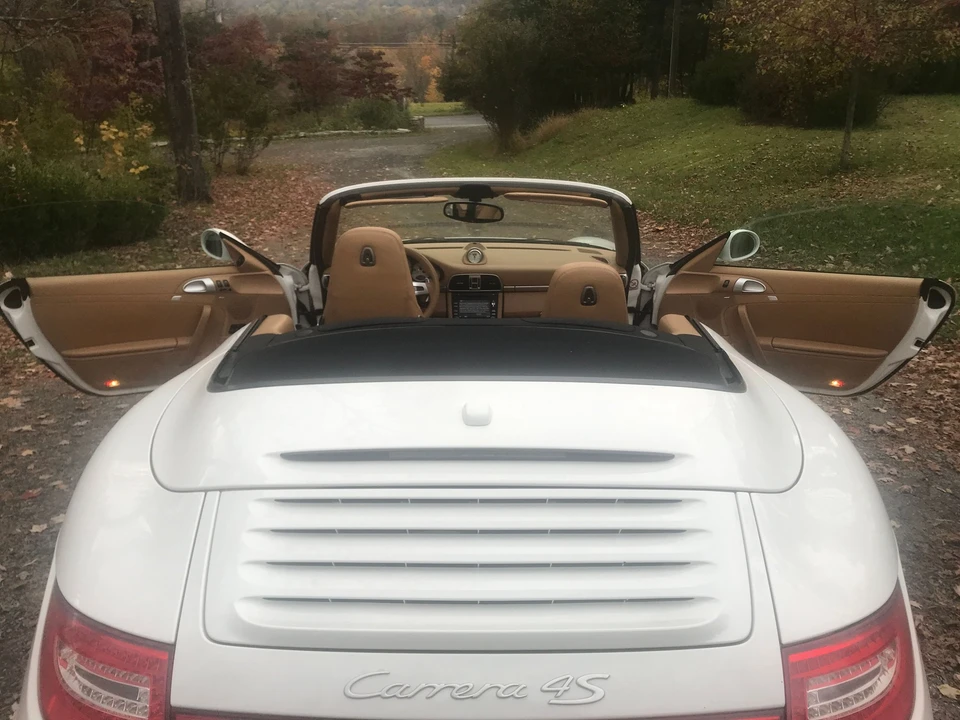 2012 Porsche 997 Carrera 4S - Image 11 of 14