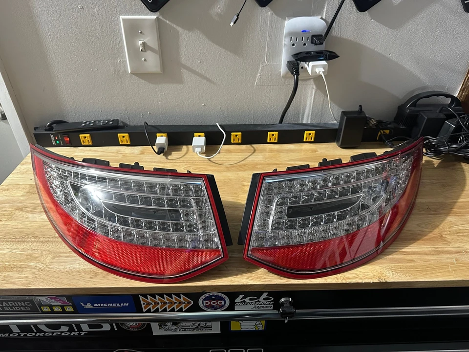 Parts & Memorabilia Bodywork - Image 2 of 10
