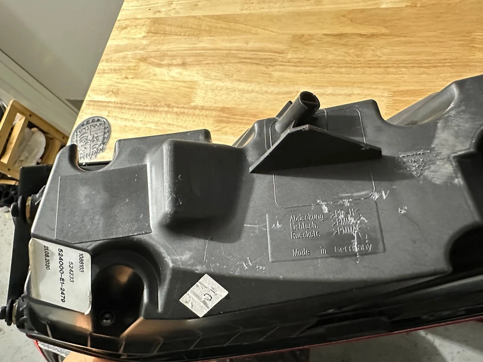 Parts & Memorabilia Bodywork - Image 9 of 10