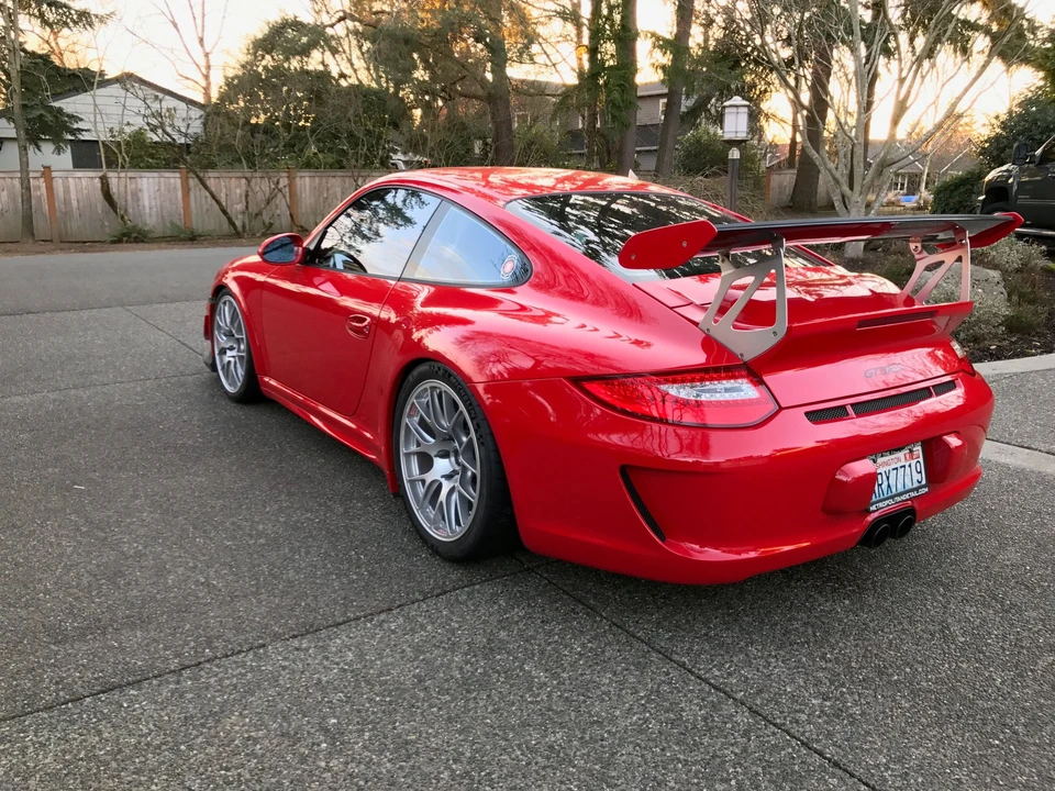 2011 Porsche 997 GT3 RS - Image 2 of 23