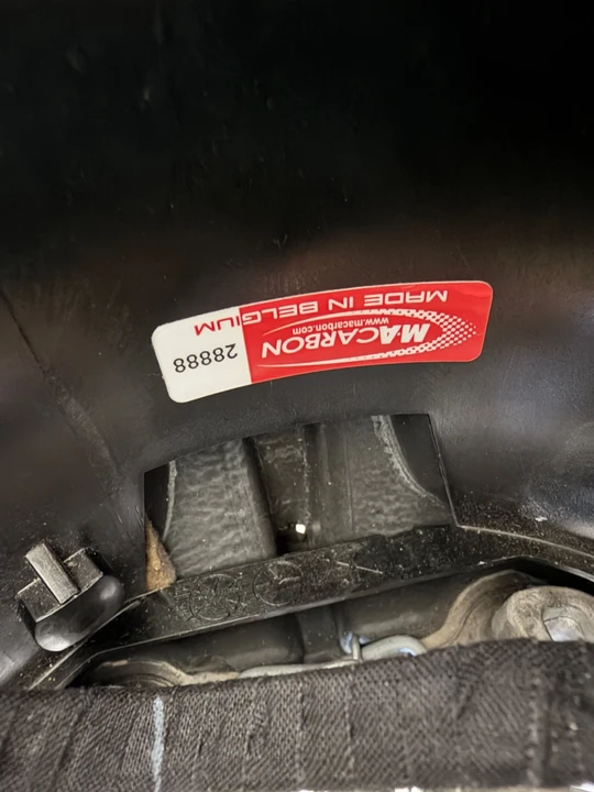2009 Parts & Memorabilia Seats & Interior - Image 3 of 6