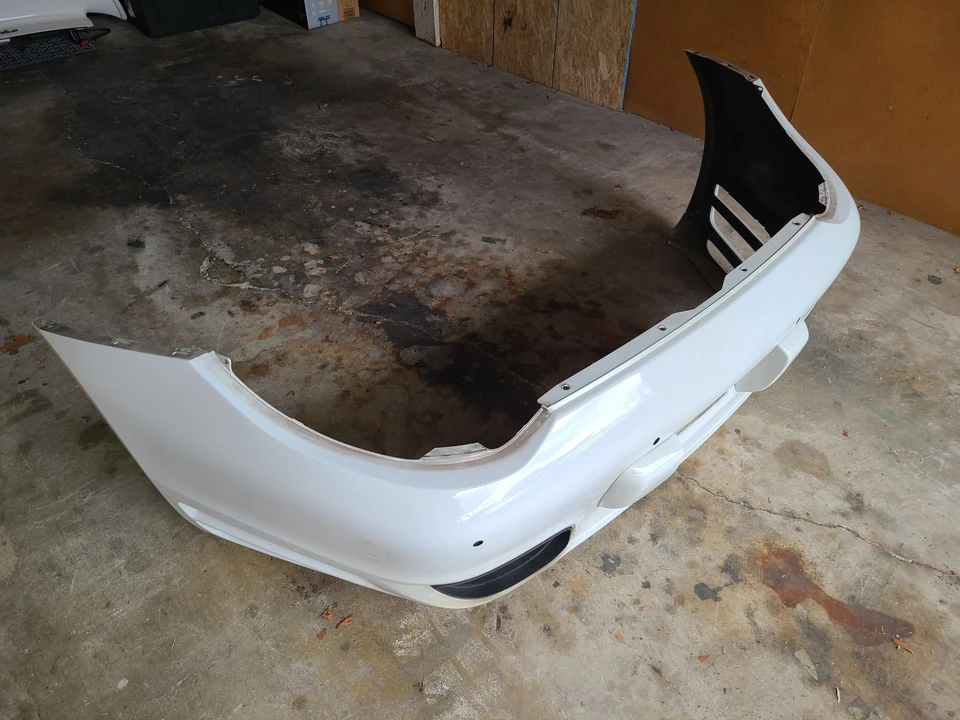 2007 Parts & Memorabilia Bodywork - Image 3 of 6