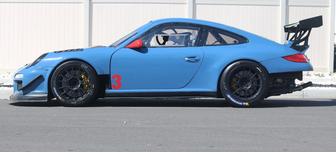 2011 Porsche 997 GT3 - Image 2 of 14