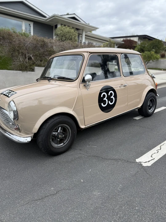 Mini Mini Mark III - Image 2 of 31