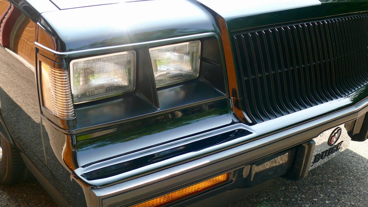 1987 Buick Grand National GNX - Image 25 of 31