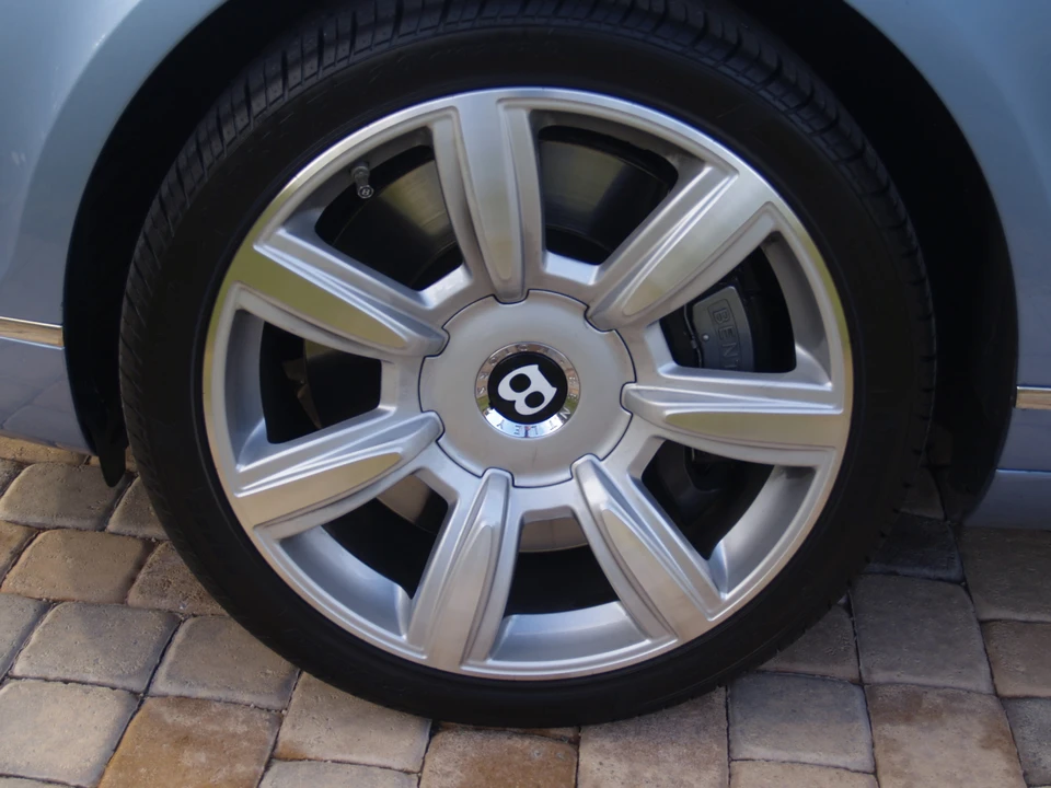 2008 Bentley Continental Flying Spur - Image 28 of 31