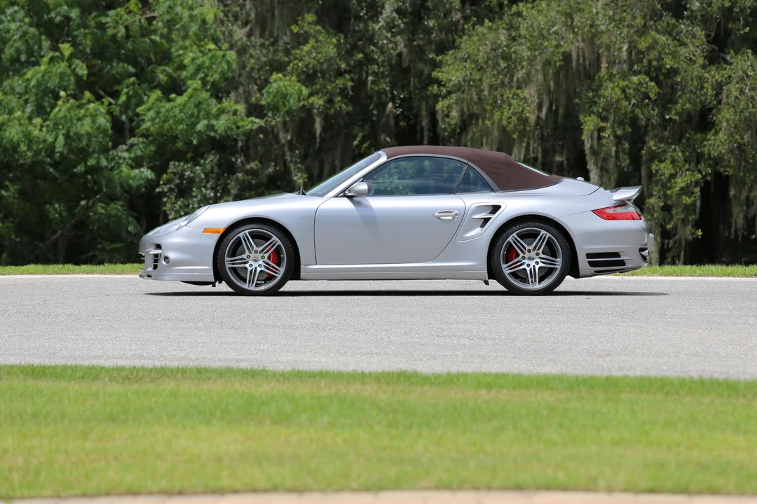 2009 Porsche 997 Turbo - Image 6 of 31