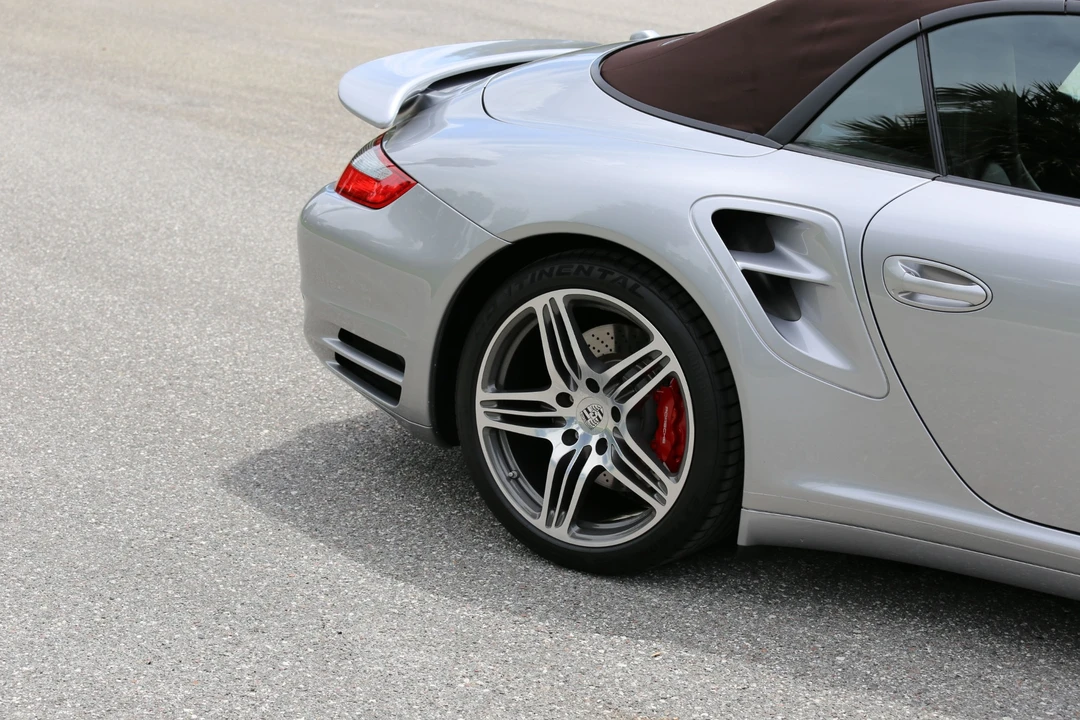 2009 Porsche 997 Turbo - Image 18 of 31