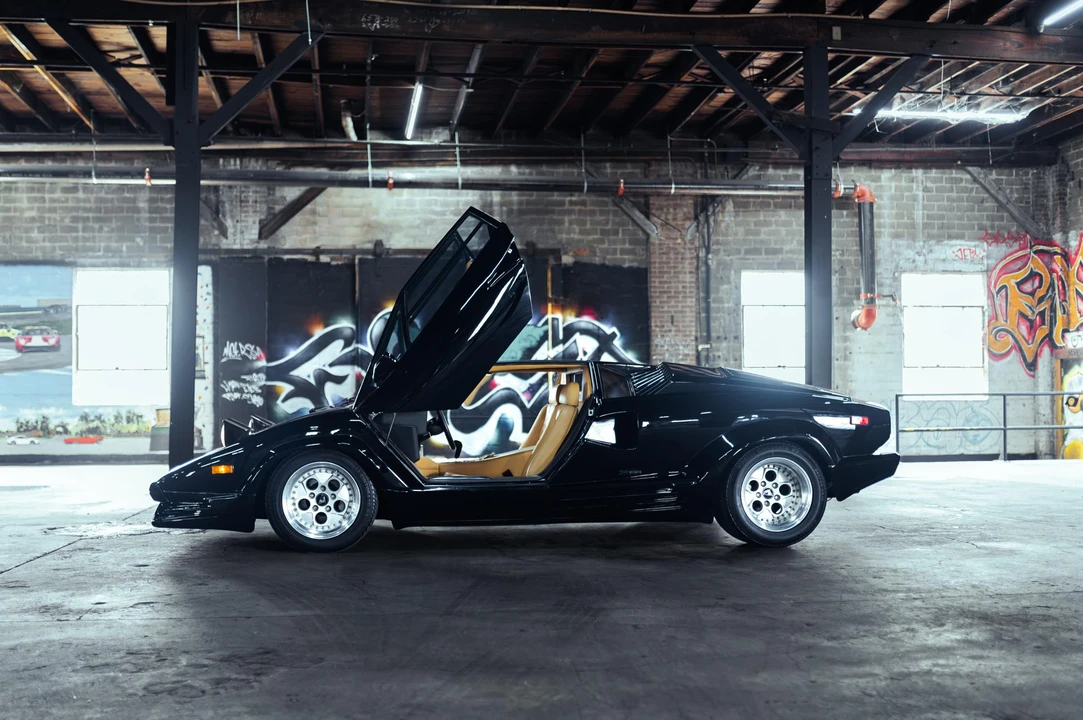 1989 Lamborghini Countach 25th Anniversary Edition - Image 18 of 31