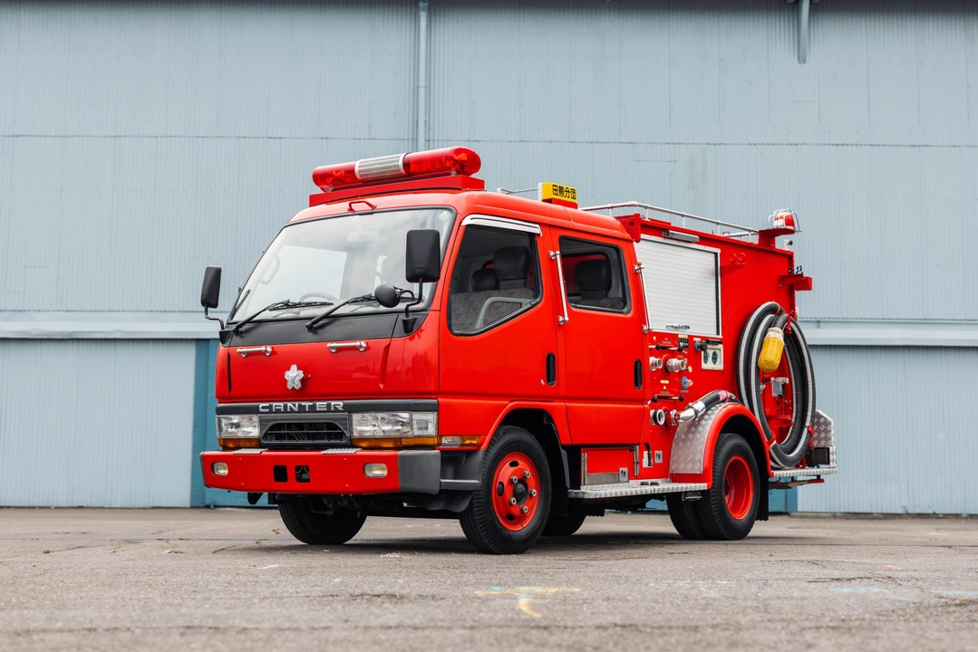 1995 Mitsubishi Fuso Canter 6th Gen - Image 2 of 31