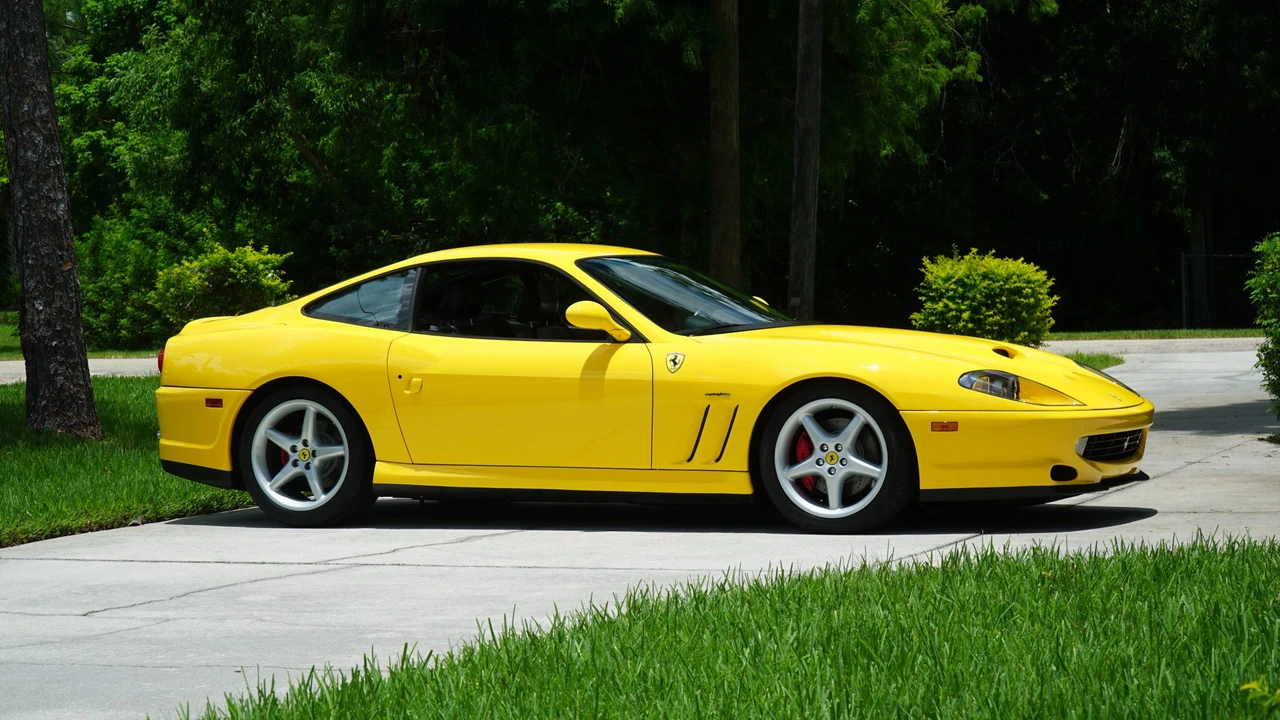 2001 Ferrari 550 Maranello - Image 24 of 31