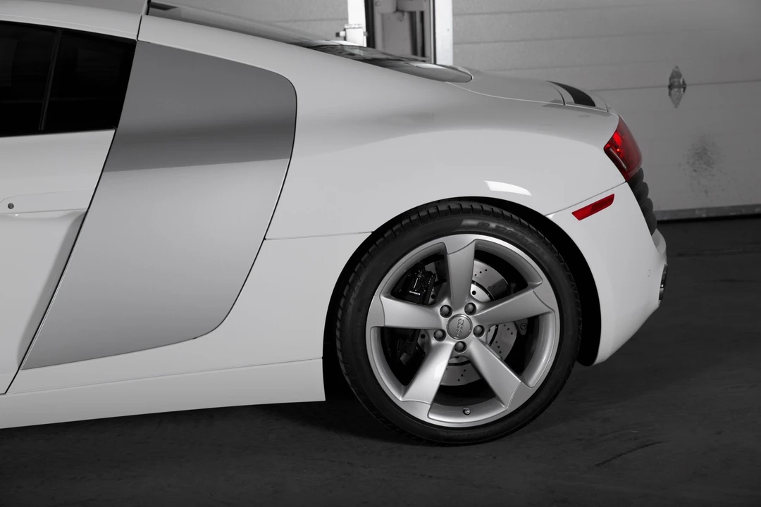 2012 Audi 42 R8 - Image 22 of 31