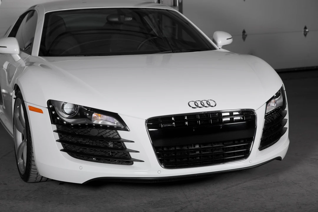 2012 Audi 42 R8 - Image 11 of 31