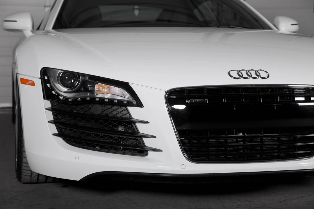 2012 Audi 42 R8 - Image 10 of 31