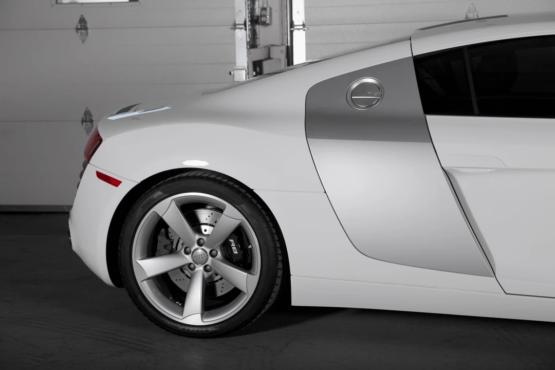 2012 Audi 42 R8 - Image 14 of 31