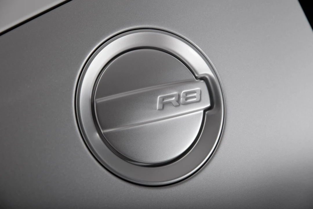 2012 Audi 42 R8 - Image 15 of 31