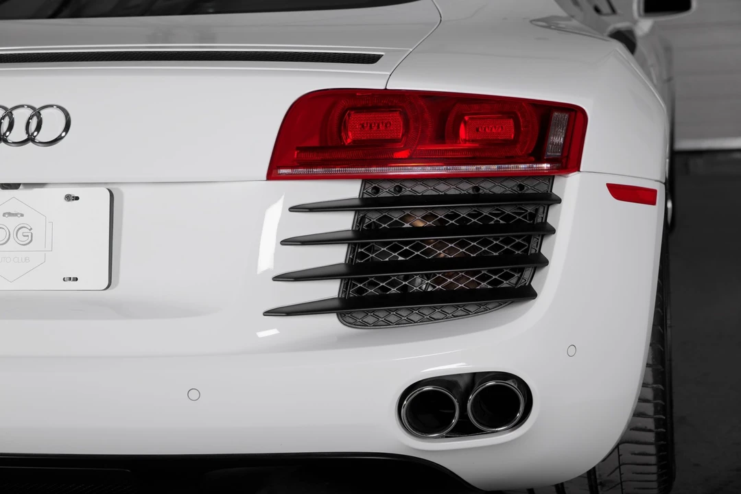 2012 Audi 42 R8 - Image 17 of 31