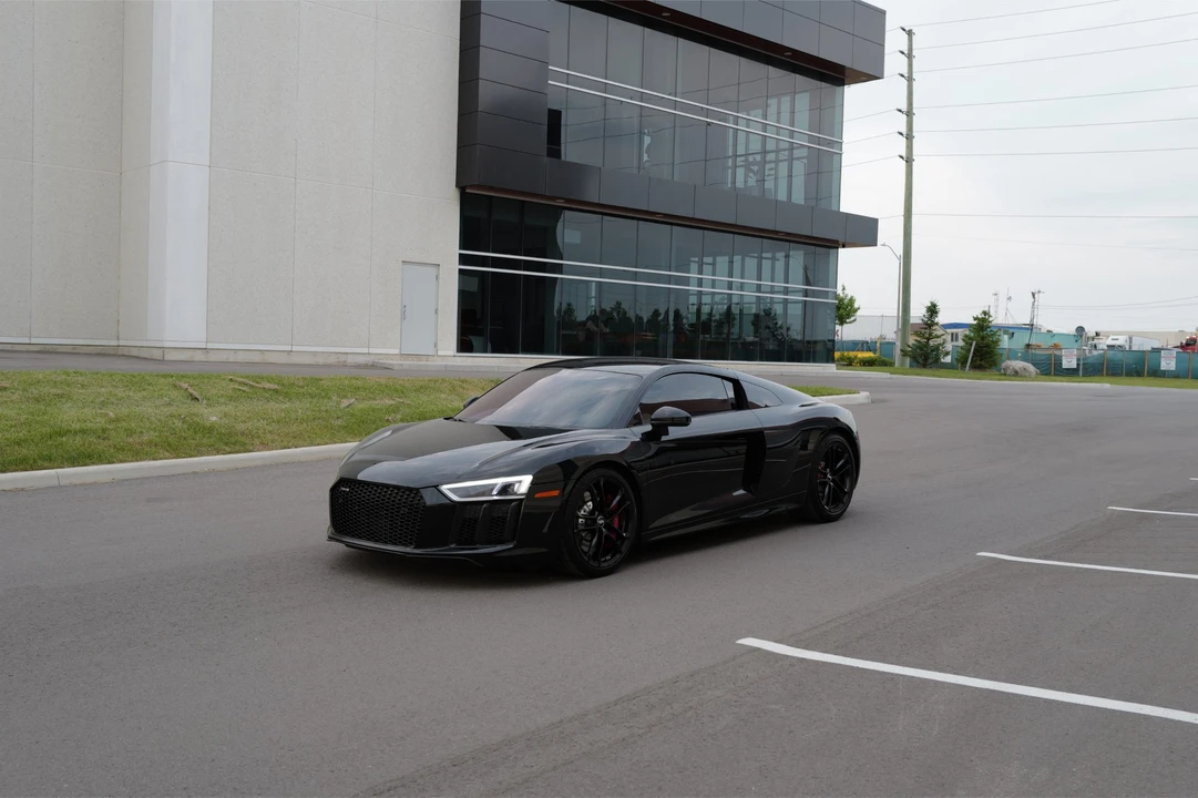 2018 Audi 4S R8 - Image 2 of 31
