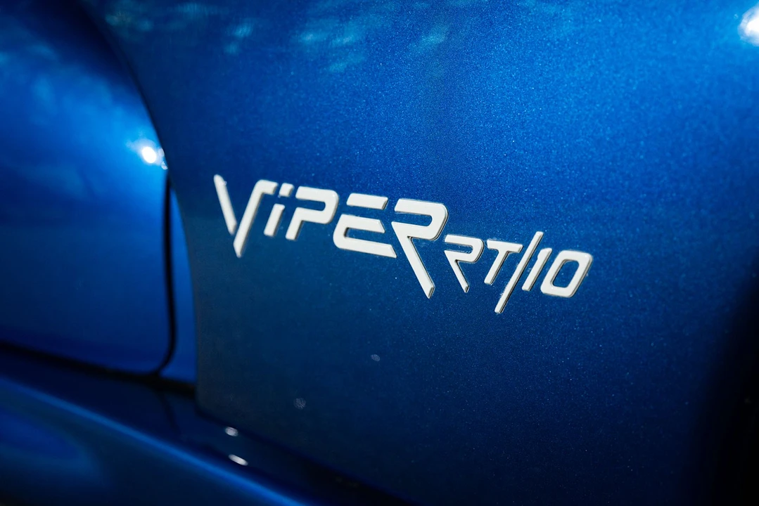 1996 Dodge Viper 2nd Gen - Image 28 of 31