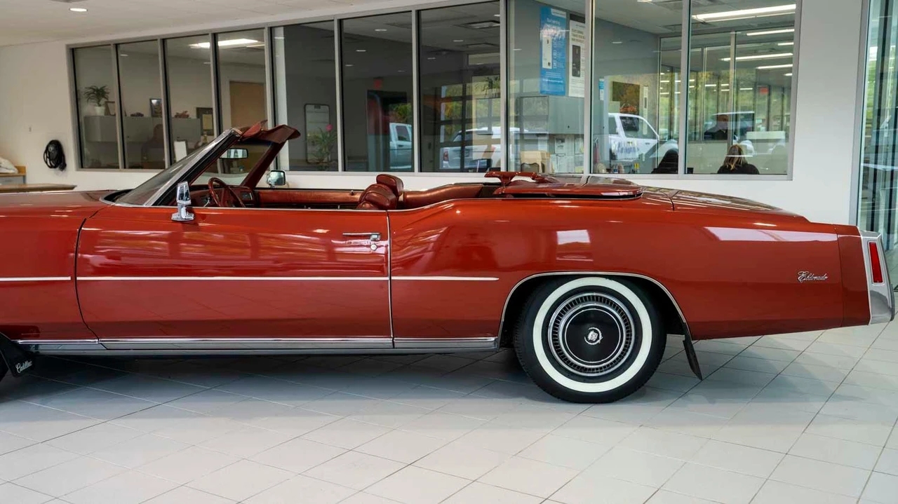 1976 Cadillac Eldorado 9th Gen - Image 17 of 31