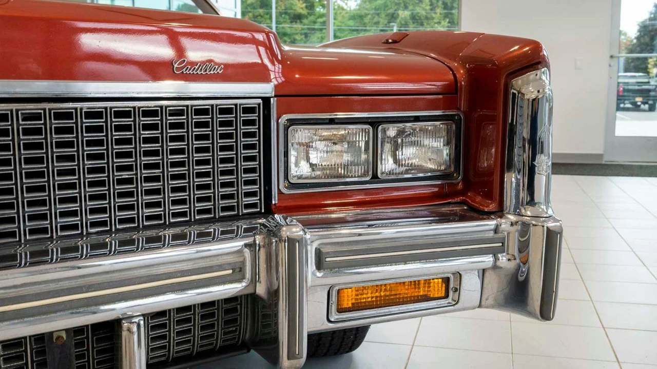 1976 Cadillac Eldorado 9th Gen - Image 30 of 31