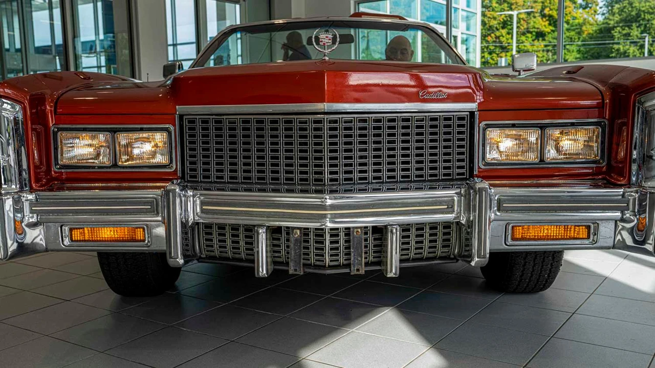 1976 Cadillac Eldorado 9th Gen - Image 4 of 31