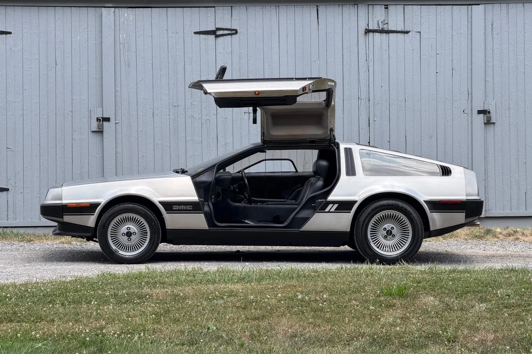 1981 DeLorean DMC-12 - Image 18 of 31
