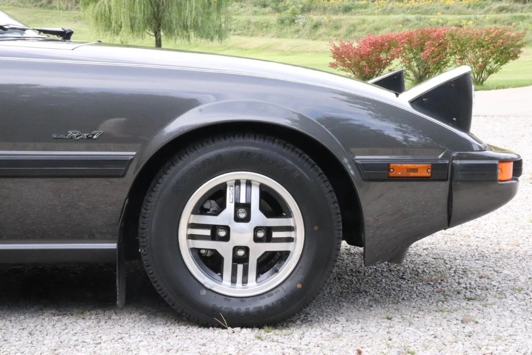 1981 Mazda RX-7 SA & FB - Image 26 of 31