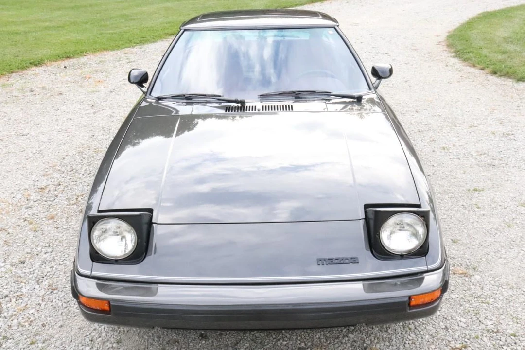 1981 Mazda RX-7 SA & FB - Image 2 of 31
