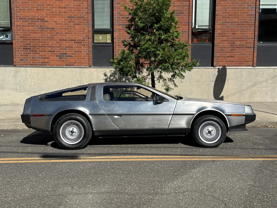 1983 DeLorean DMC-12 - Image 18 of 31