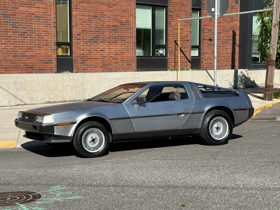 1983 DeLorean DMC-12 - Image 28 of 31