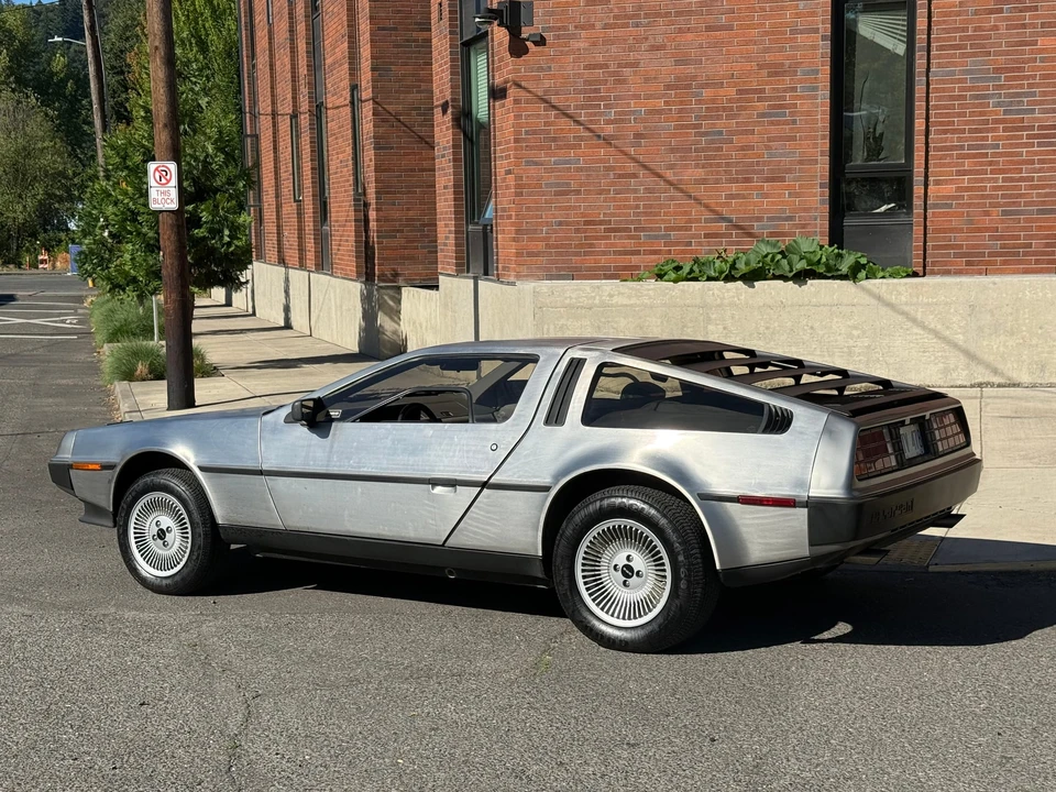 1983 DeLorean DMC-12 - Image 24 of 31