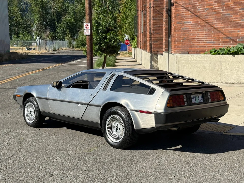 1983 DeLorean DMC-12 - Image 23 of 31