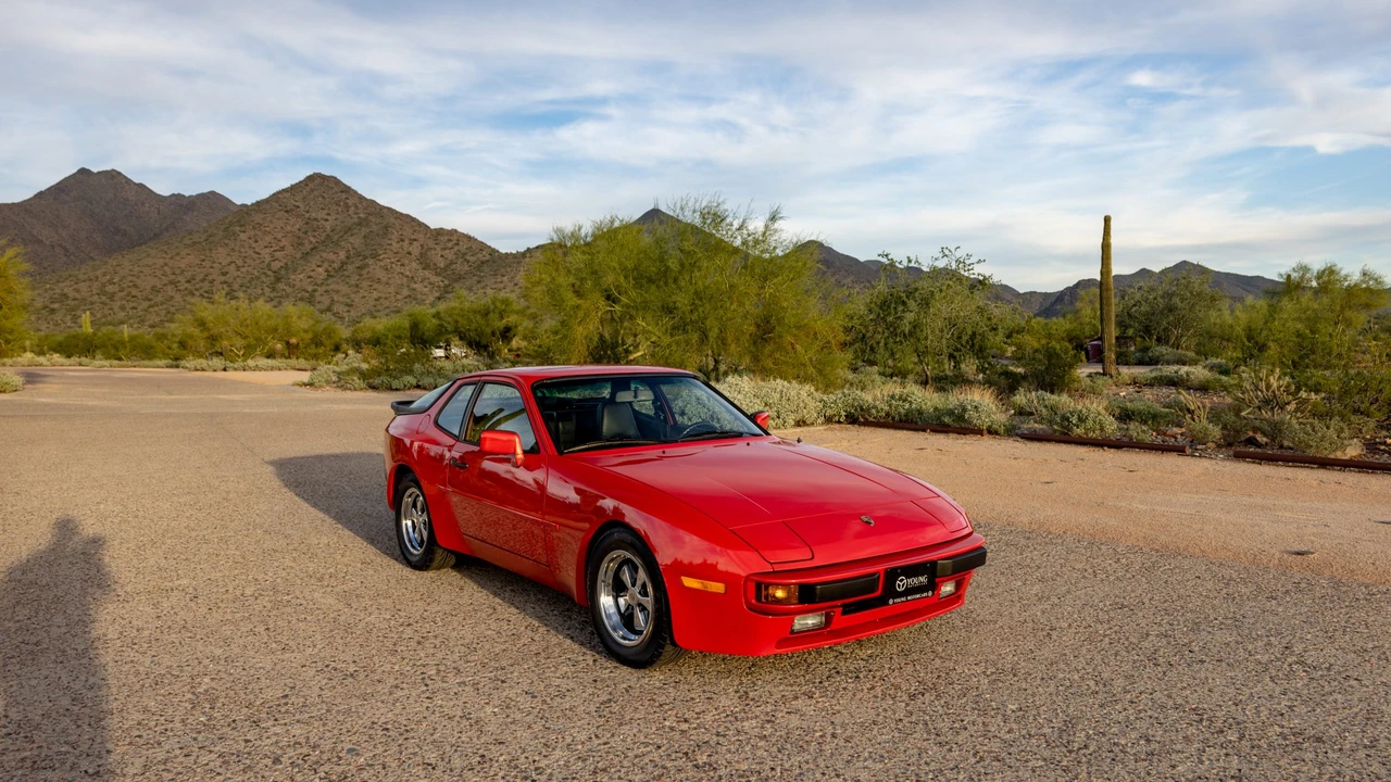 1984 Porsche 944 - Image 22 of 31