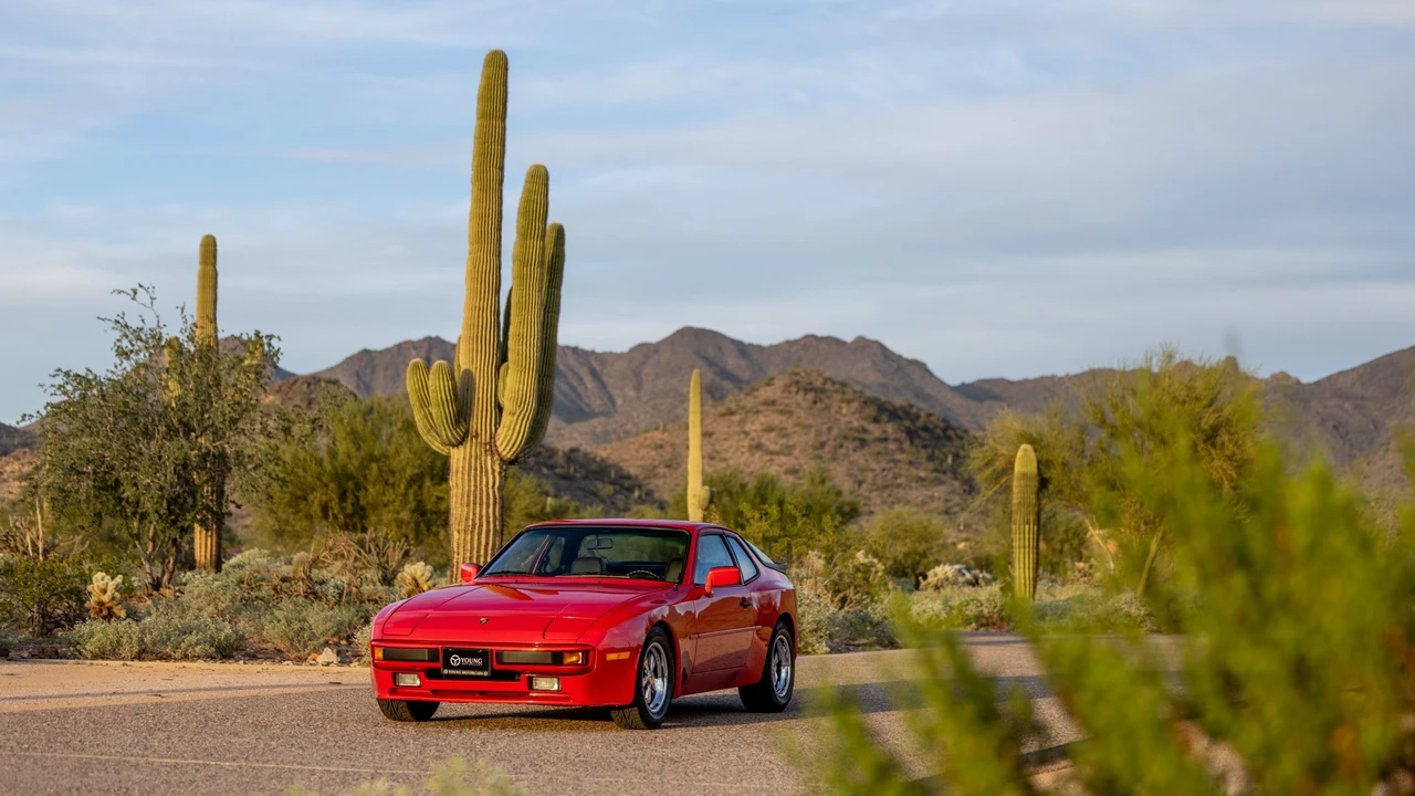 1984 Porsche 944 - Image 9 of 31