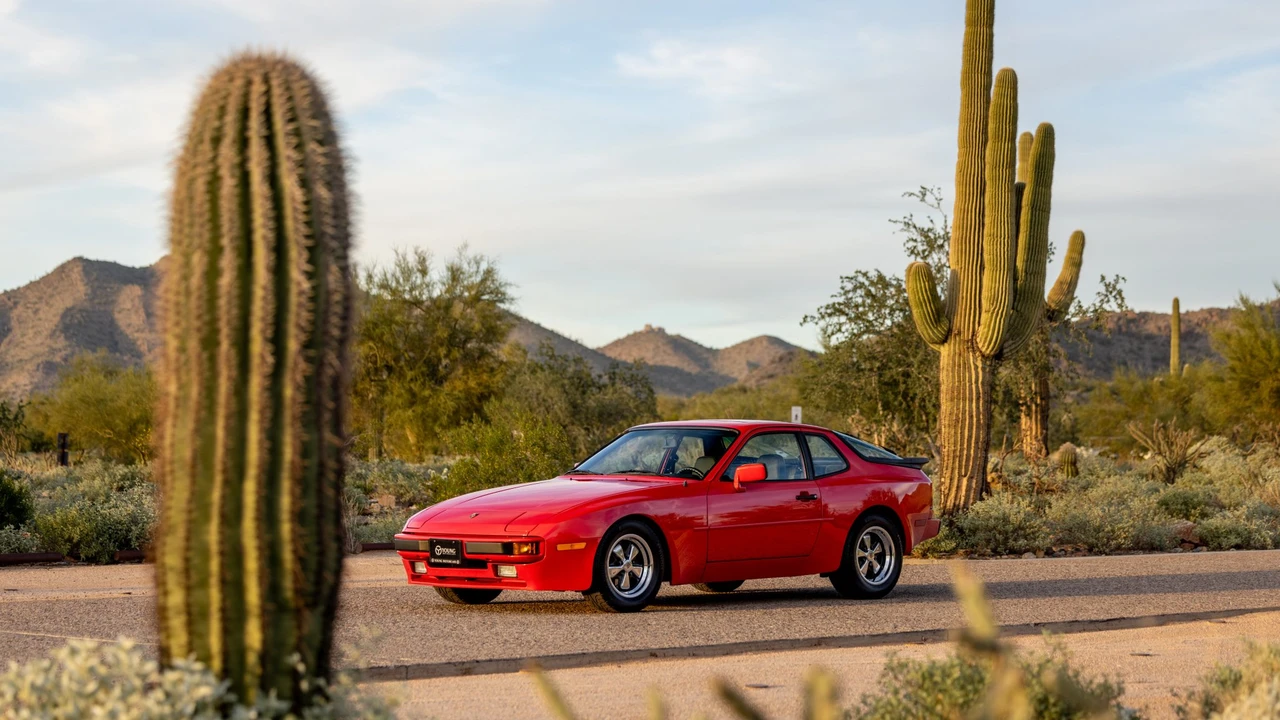 1984 Porsche 944 - Image 4 of 31