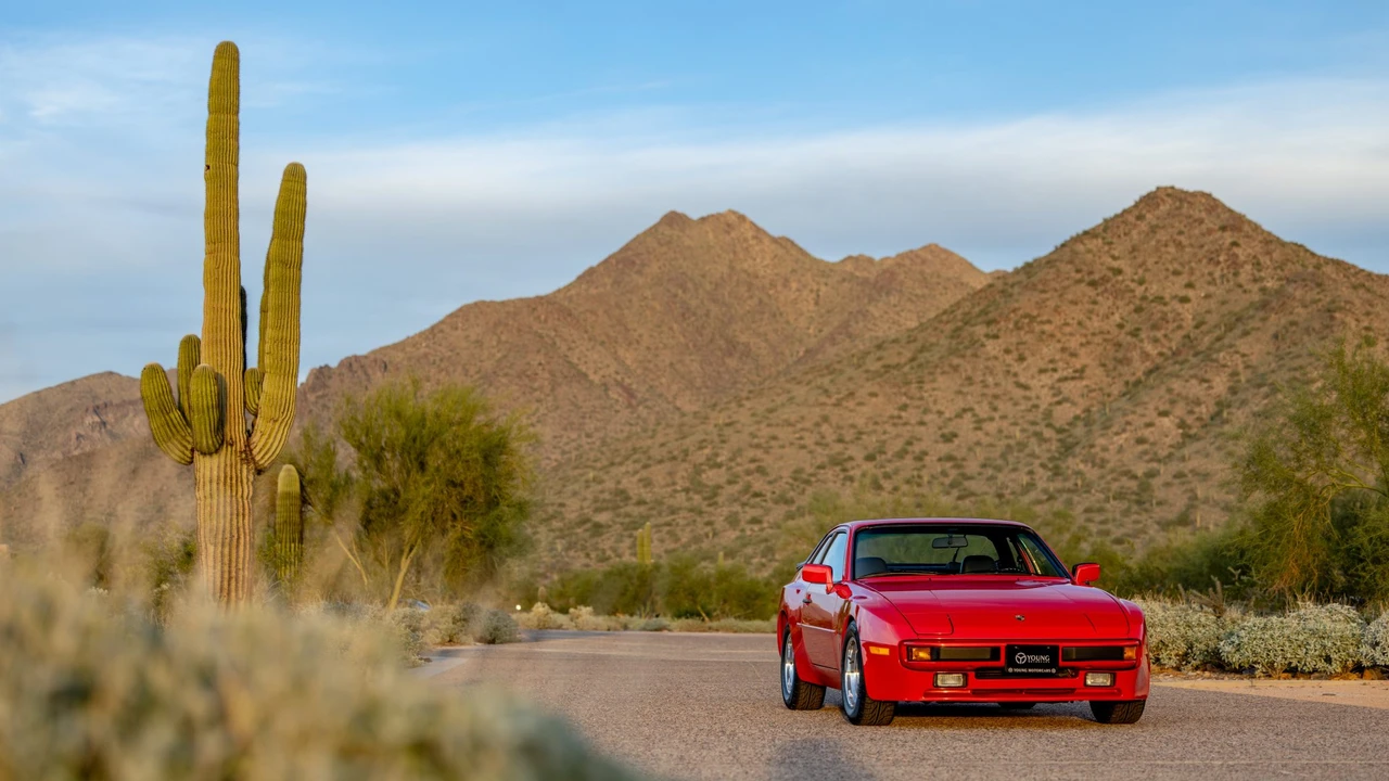 1984 Porsche 944 - Image 17 of 31