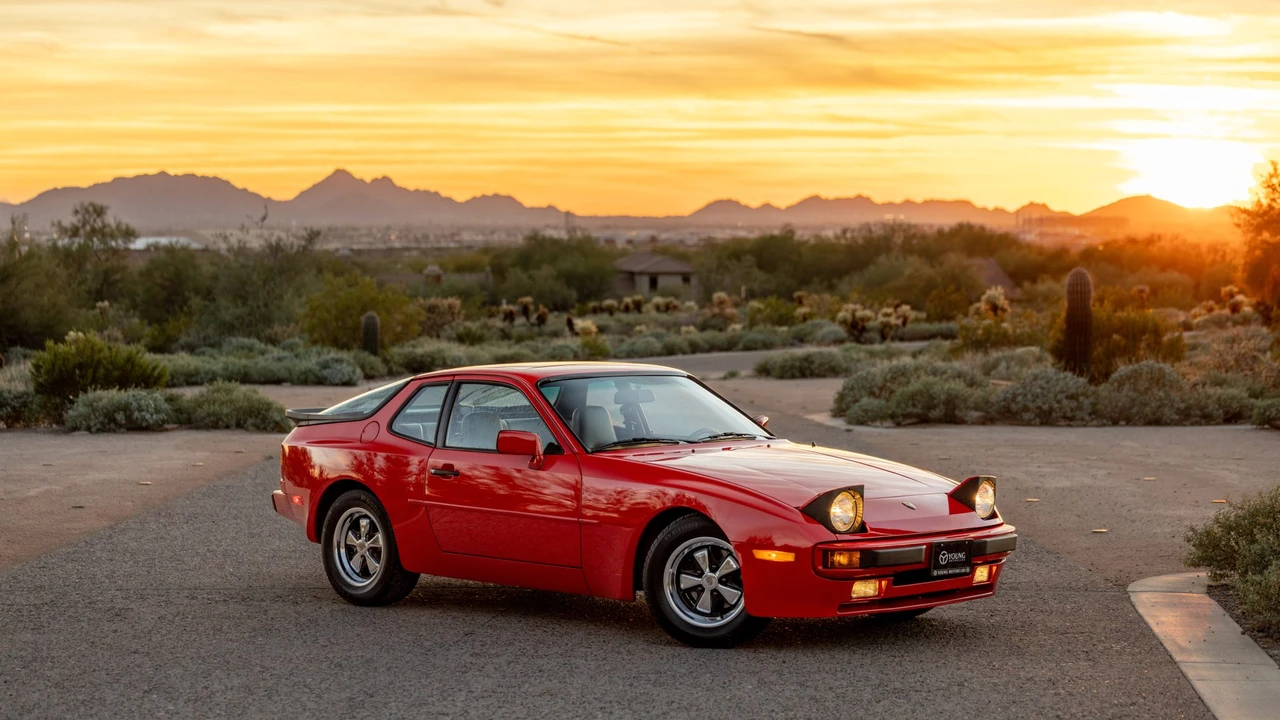 1984 Porsche 944 - Image 29 of 31