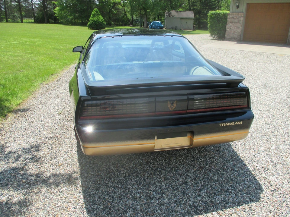 1985 Pontiac Firebird Trans Am 3rd Gen - Image 14 of 31