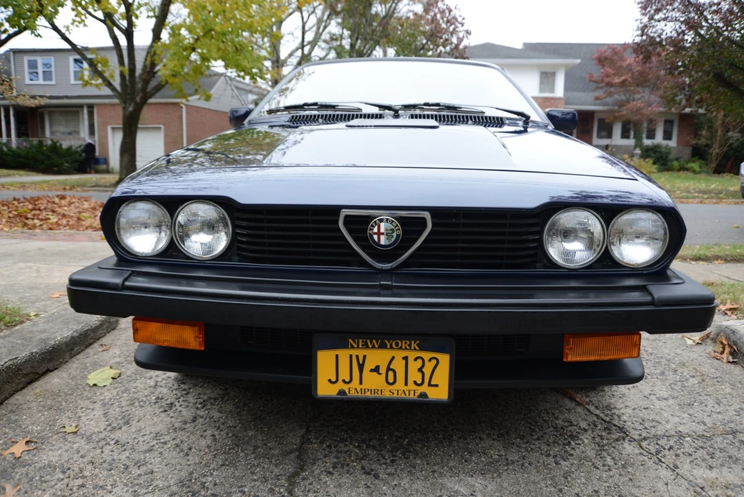1986 Alfa Romeo Alfetta GT - Image 7 of 31