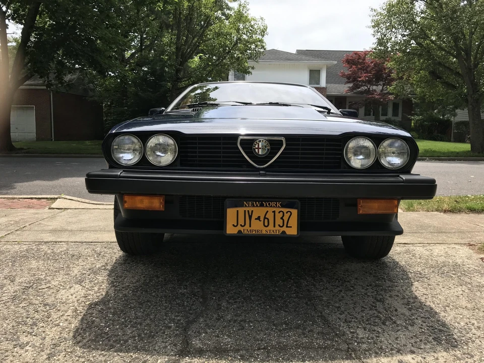 1986 Alfa Romeo Alfetta GT - Image 8 of 31