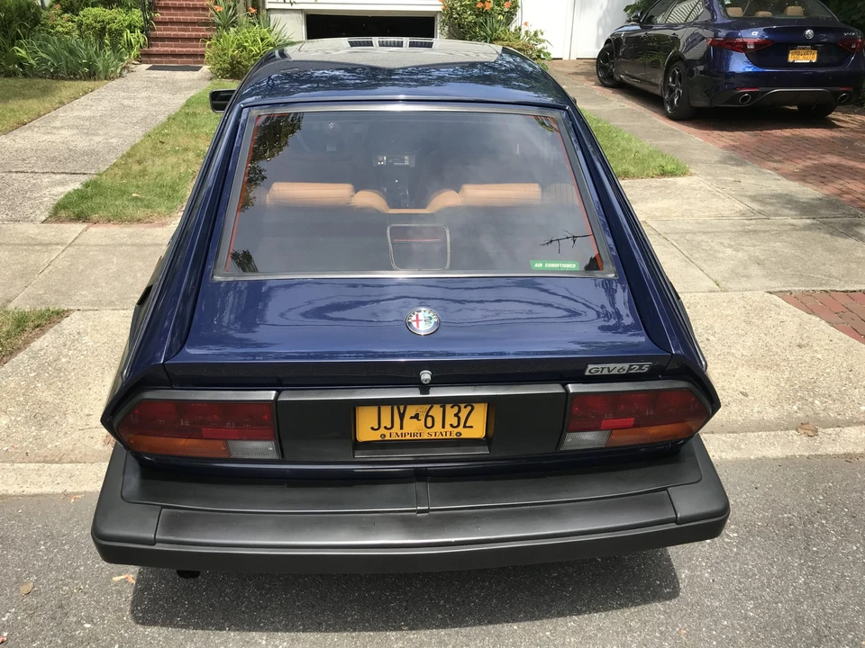 1986 Alfa Romeo Alfetta GT - Image 16 of 31