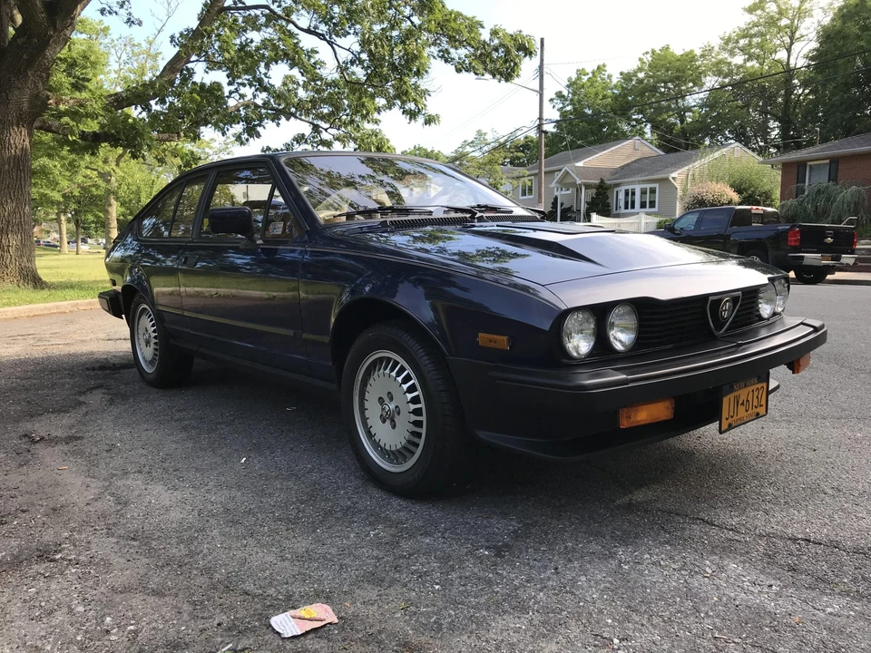 1986 Alfa Romeo Alfetta GT - Image 10 of 31